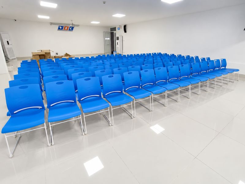 Mẫu ghế hội trường G894 thiết kế chân tĩnh gọn gàng